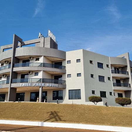 Thile Park Hotel Jataí Buitenkant foto