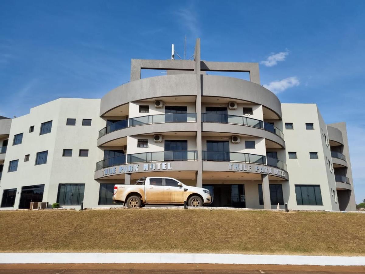 Thile Park Hotel Jataí Buitenkant foto