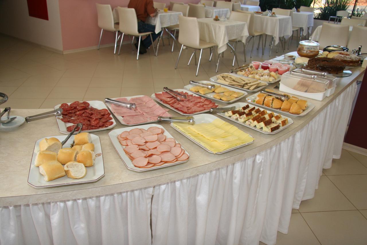 Thile Park Hotel Jataí Buitenkant foto