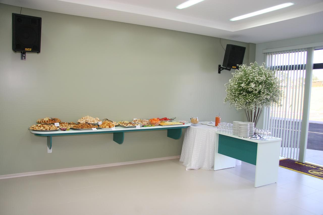 Thile Park Hotel Jataí Buitenkant foto